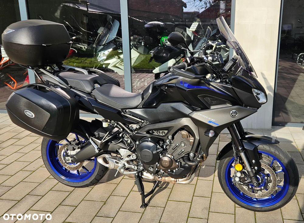 Yamaha MT - 7