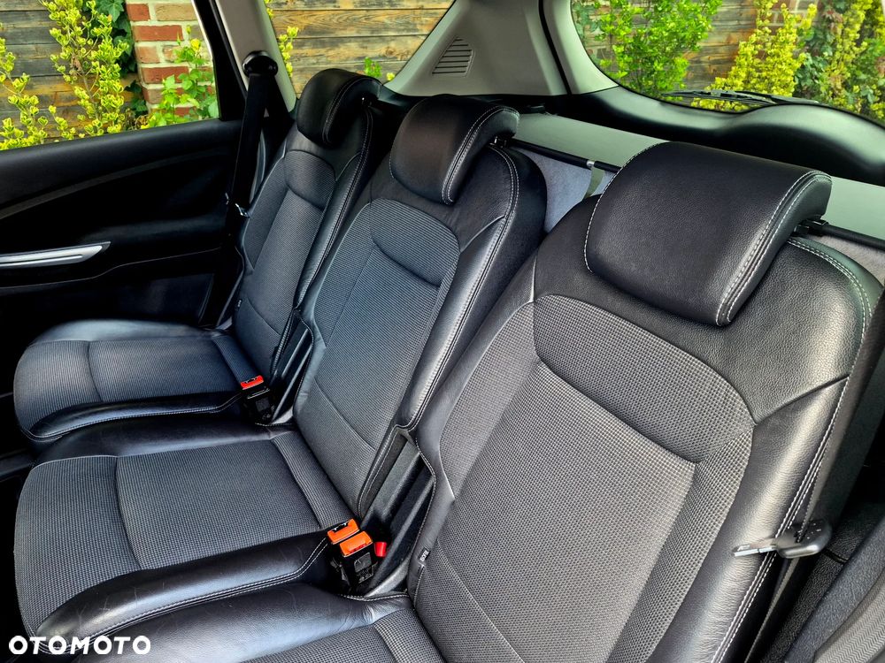 Ford S-Max 2.0 TDCi DPF Titanium - 21