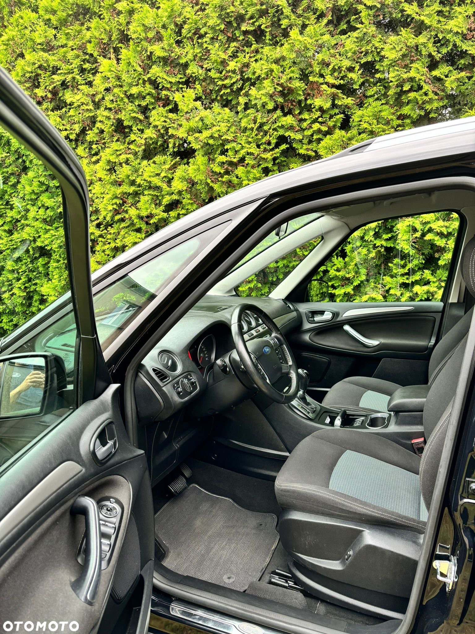 Ford Galaxy - 8