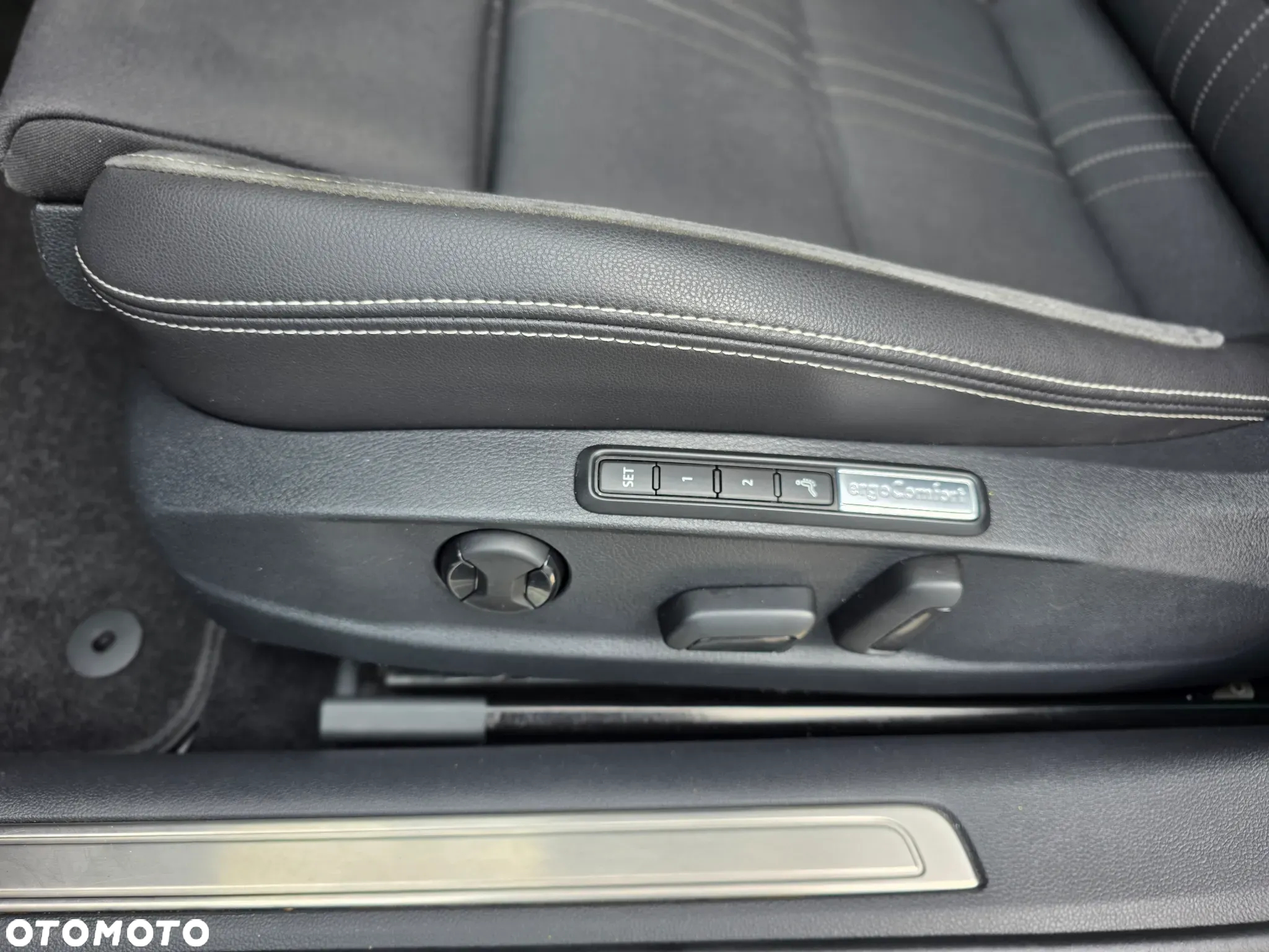 Volkswagen Passat Alltrack 2.0 TSI 4Mot DSG - 20