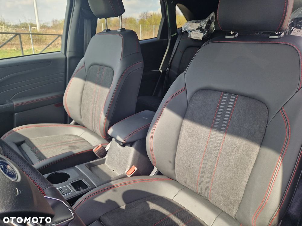 Ford Kuga 2.5 FHEV FWD ST-Line X eCVT - 9