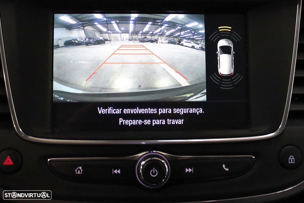 Opel Crossland X 1.2 T Innovation - 12