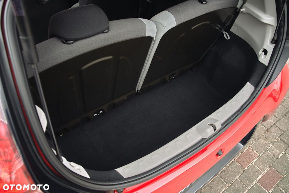 Toyota Aygo x-play Edition S+ - 20