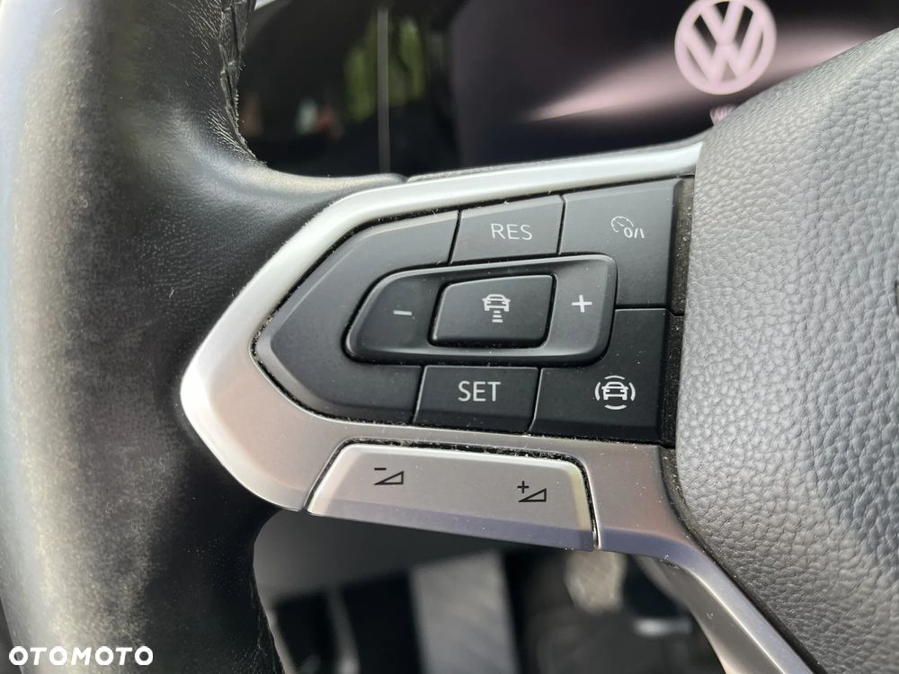 Volkswagen Golf 2.0 TDI Life - 22