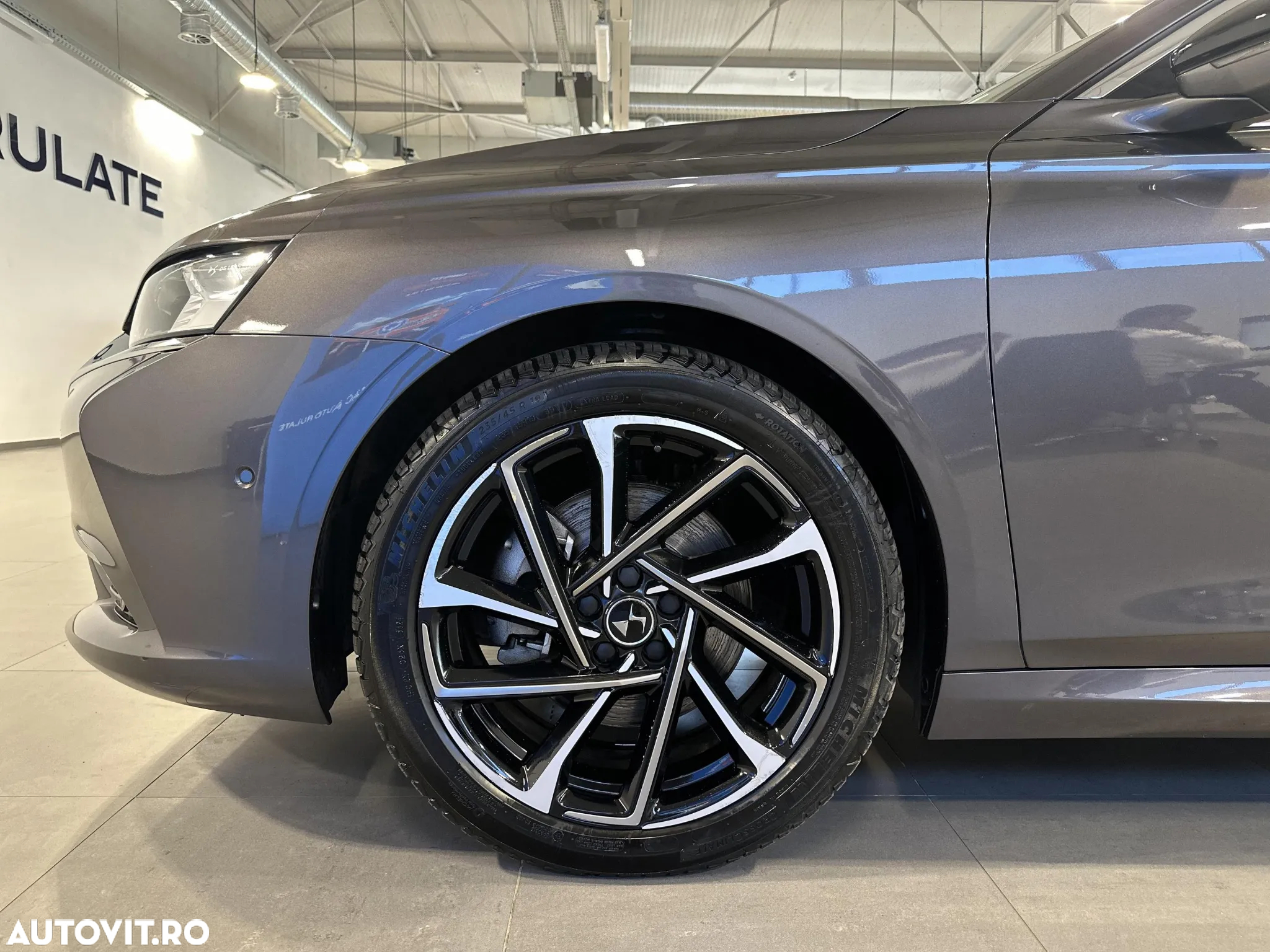 DS Automobiles DS 9 - 13