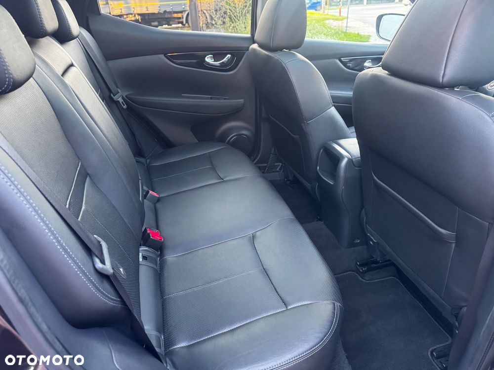 Nissan Qashqai 1.6 DIG-T Tekna+ - 19