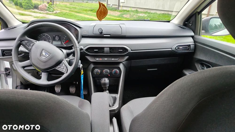 Dacia Sandero 1.0 SCe Essential - 9