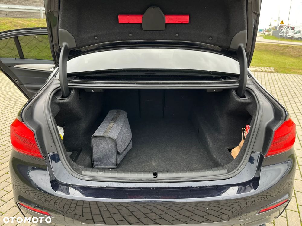BMW Seria 5 - 21