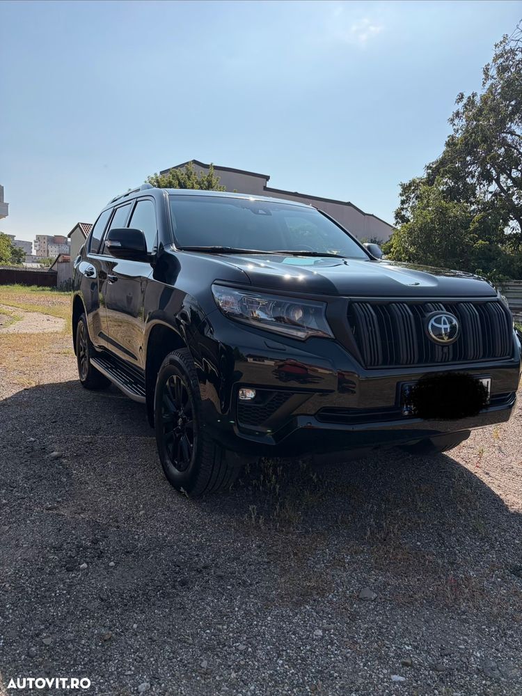 Toyota Land Cruiser 2.8l D-4D 204 CP A/T Luxury Black Matte Edition - 1