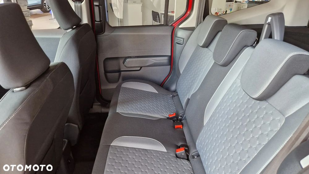 Ford Tourneo Courier 1.0 EcoBoost Titanium - 16