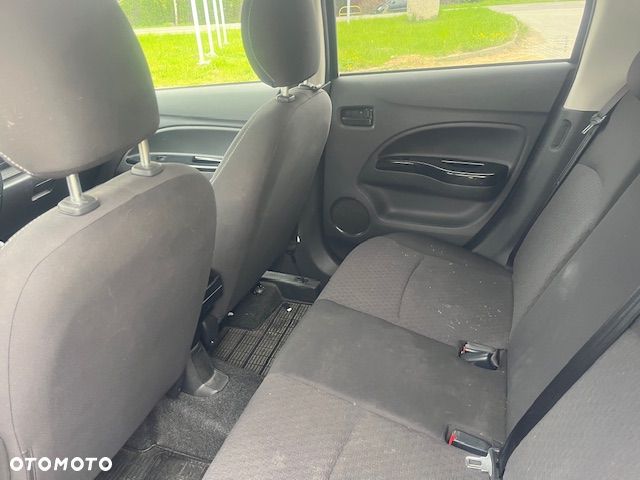 Mitsubishi Space Star 1.2 CVT Intro Edition+ - 11