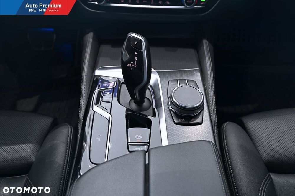BMW Seria 5 520d xDrive MHEV M Sport sport - 17