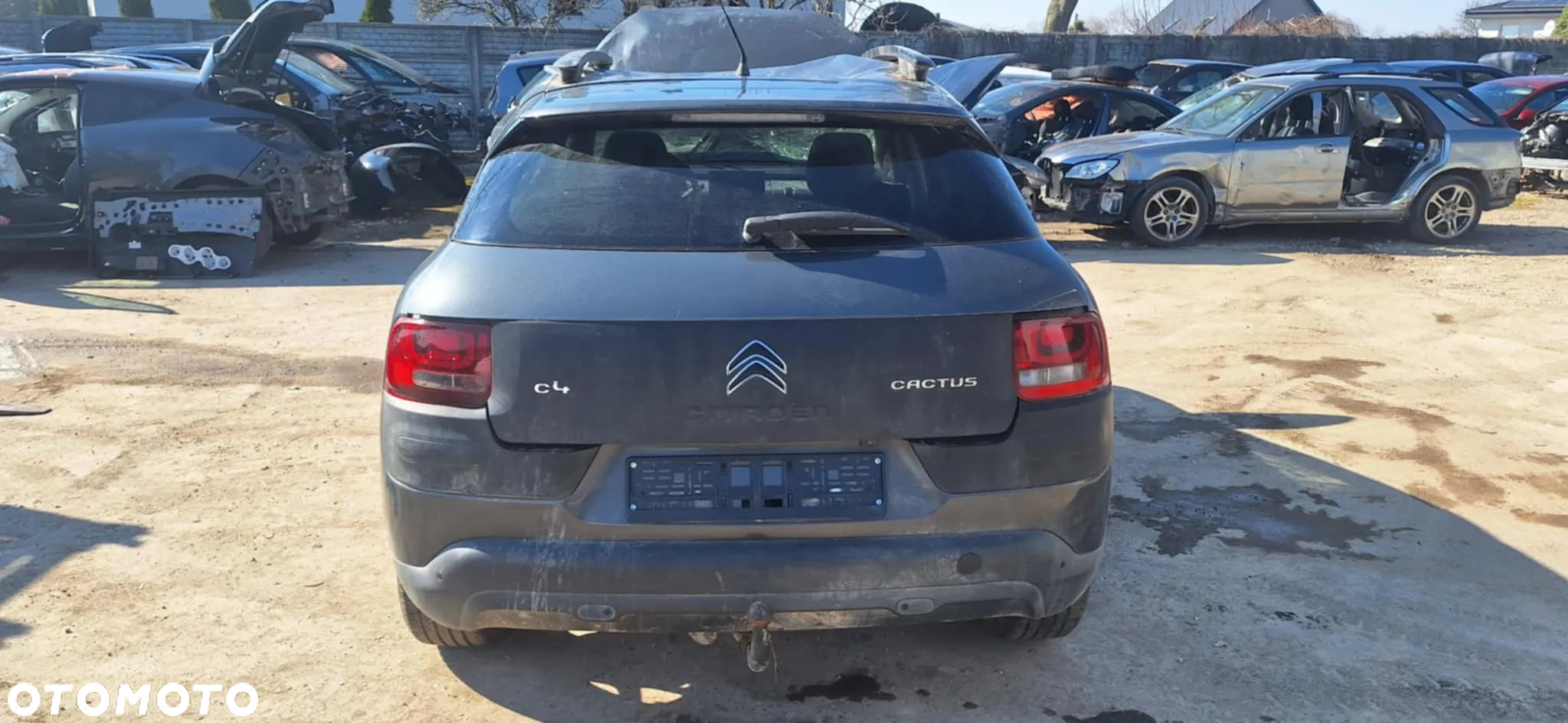 Citroen C4 CACTUS 1,2 VTI alternator - 9