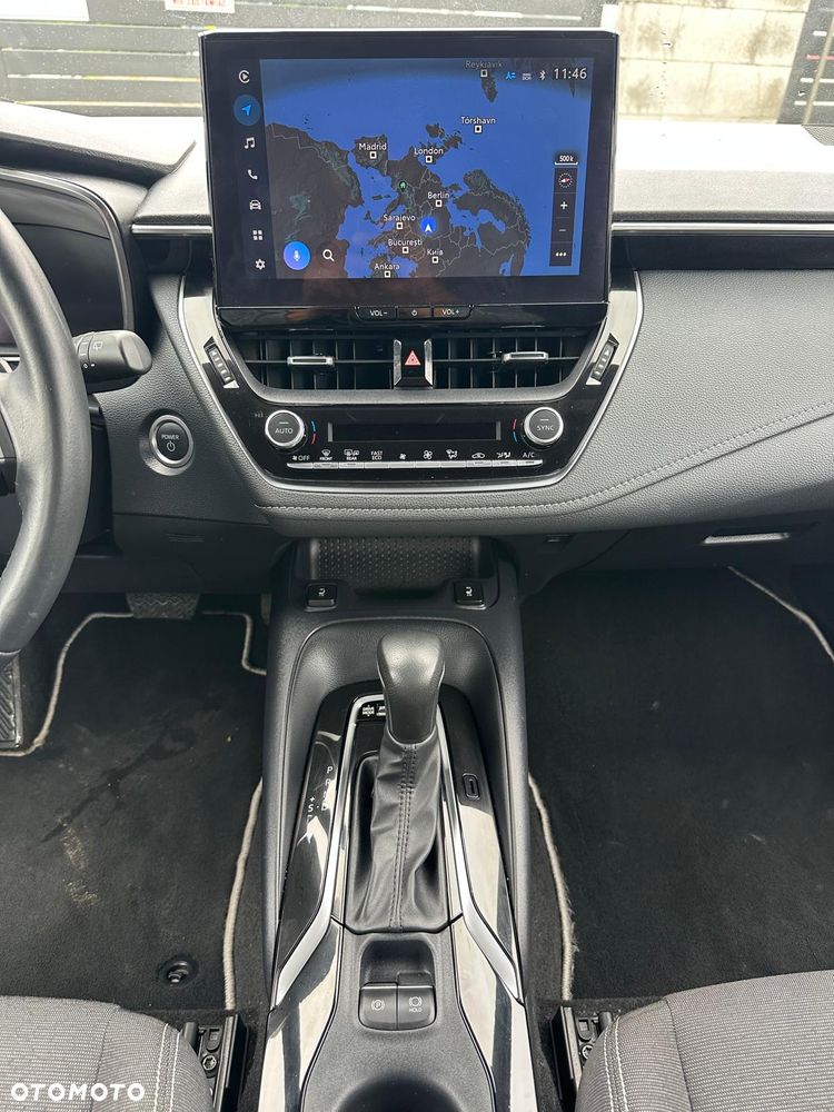 Toyota Corolla 2.0 Business Edition - 12