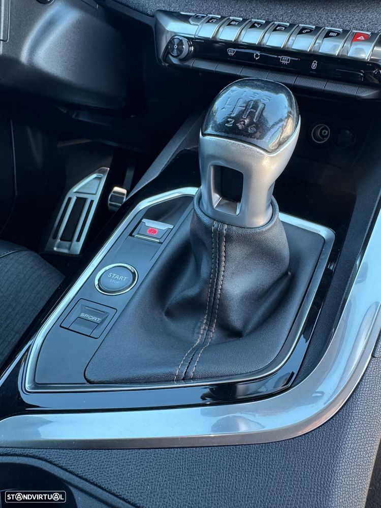 Peugeot 3008 - 12