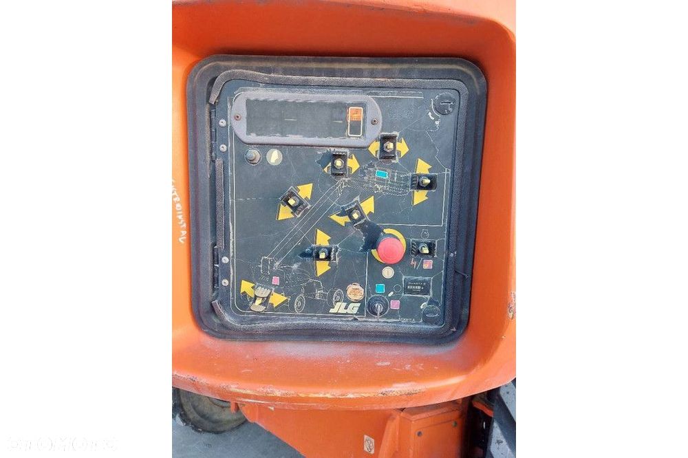 JLG 1200 SJP - 12
