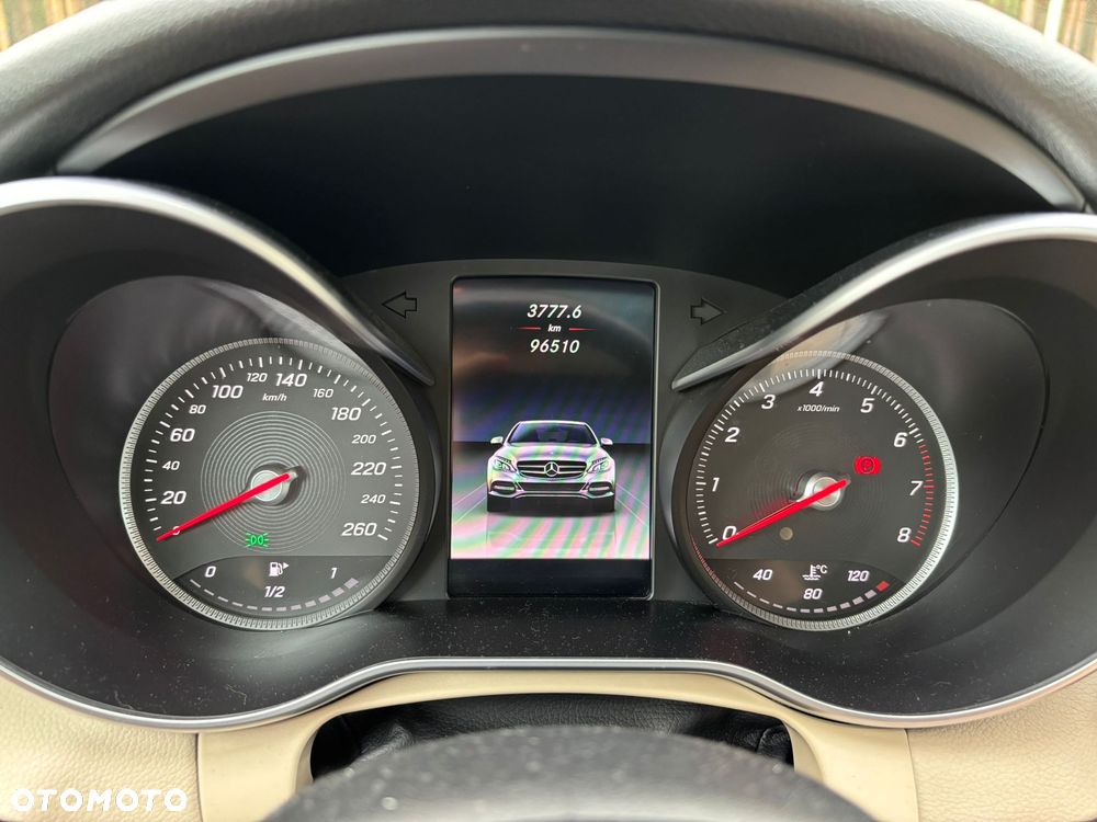 Mercedes-Benz Klasa C 300 7G-TRONIC Avantgarde - 23