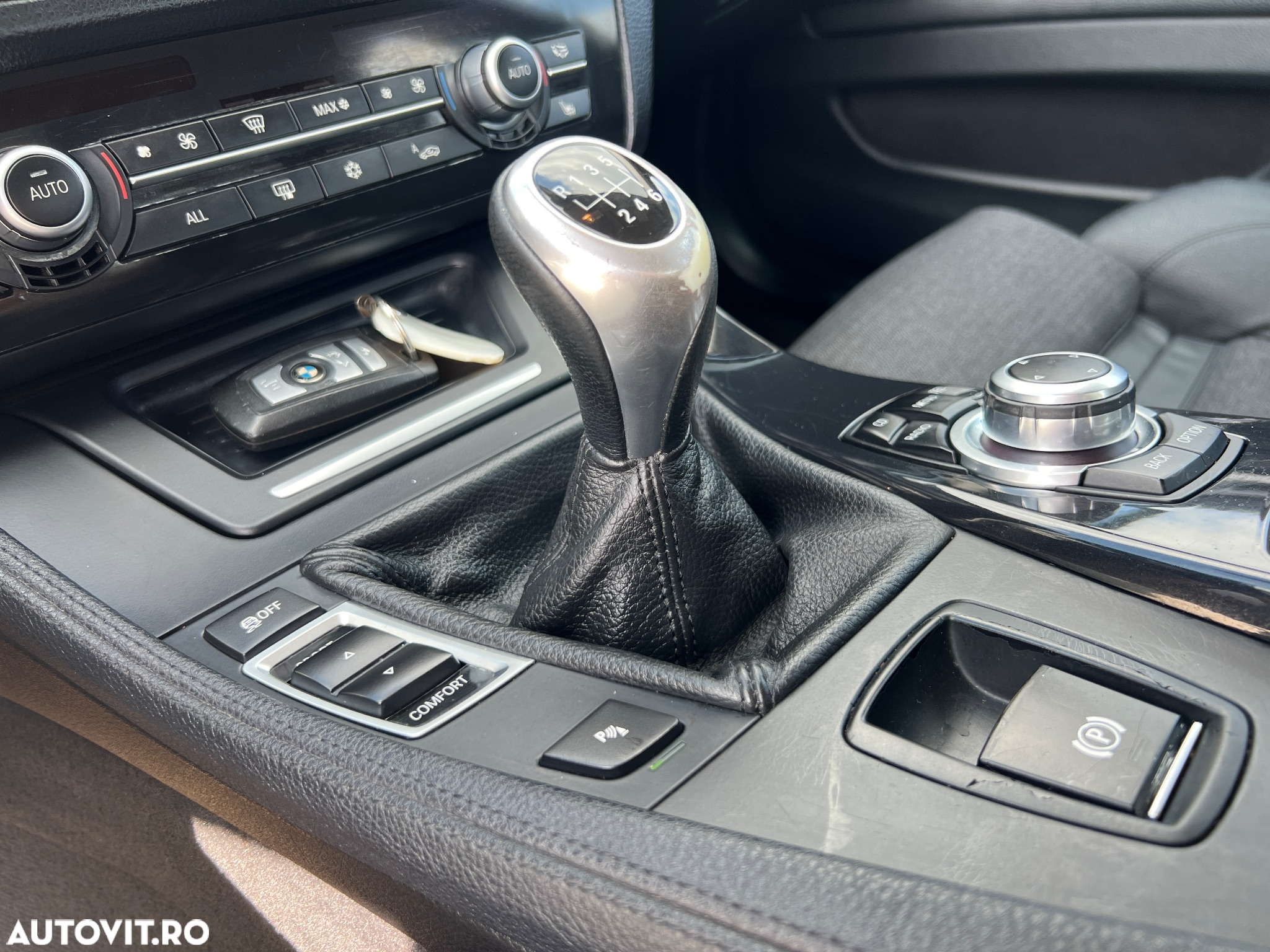 BMW Seria 5 520d - 12