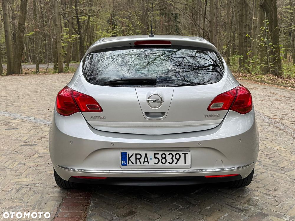 Opel Astra - 11