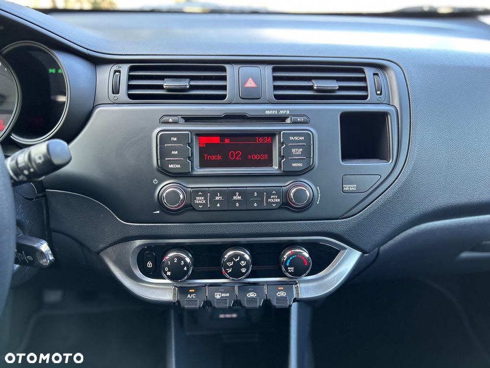 Kia Rio 1.4 Edition 7 - 19