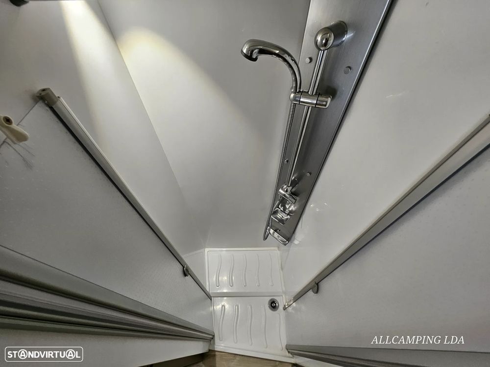 Pilote Sensation P746 CAIXA AUTOMÁTICA CAMA CENTRAL/ BASCULANTE - 41