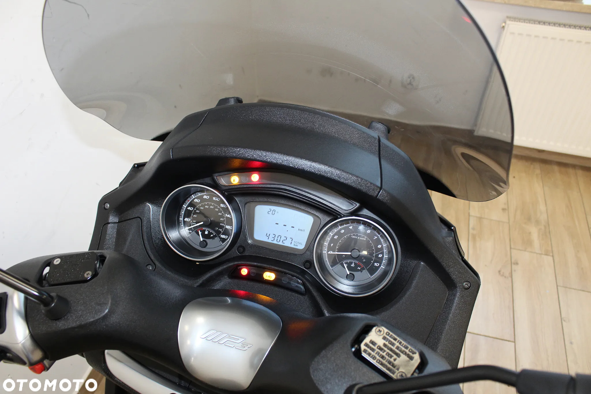 Piaggio MP-3 - 5