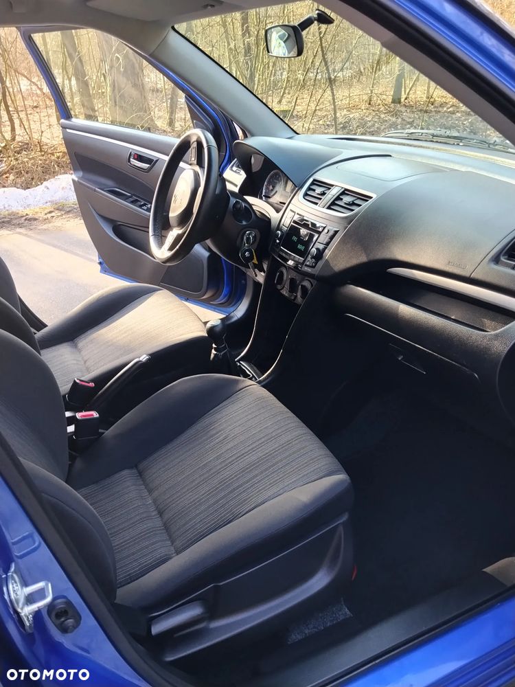 Suzuki Swift - 9