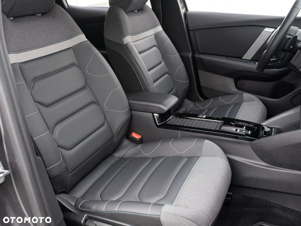 Citroën C4 1.2 PureTech Max S&S EAT8 - 28