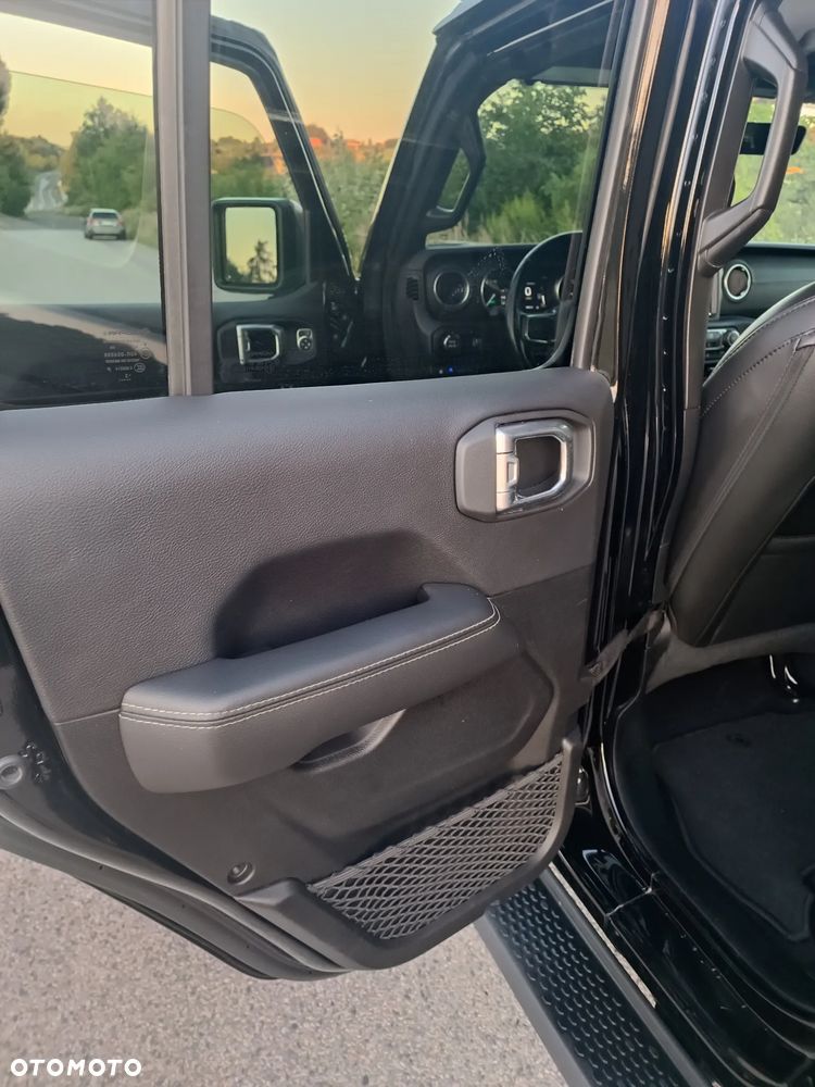 Jeep Wrangler Unlimited 2.0 Turbo PHEV 4xe Sahara - 22