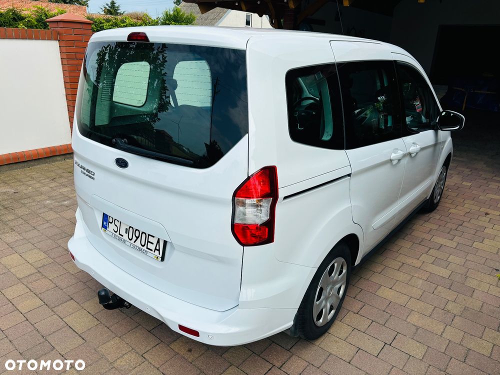 Ford Tourneo Courier - 5