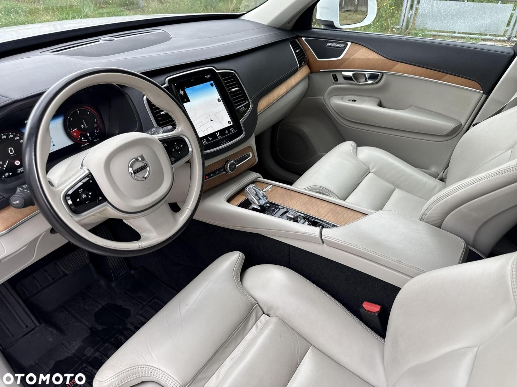 Volvo XC 90 - 10
