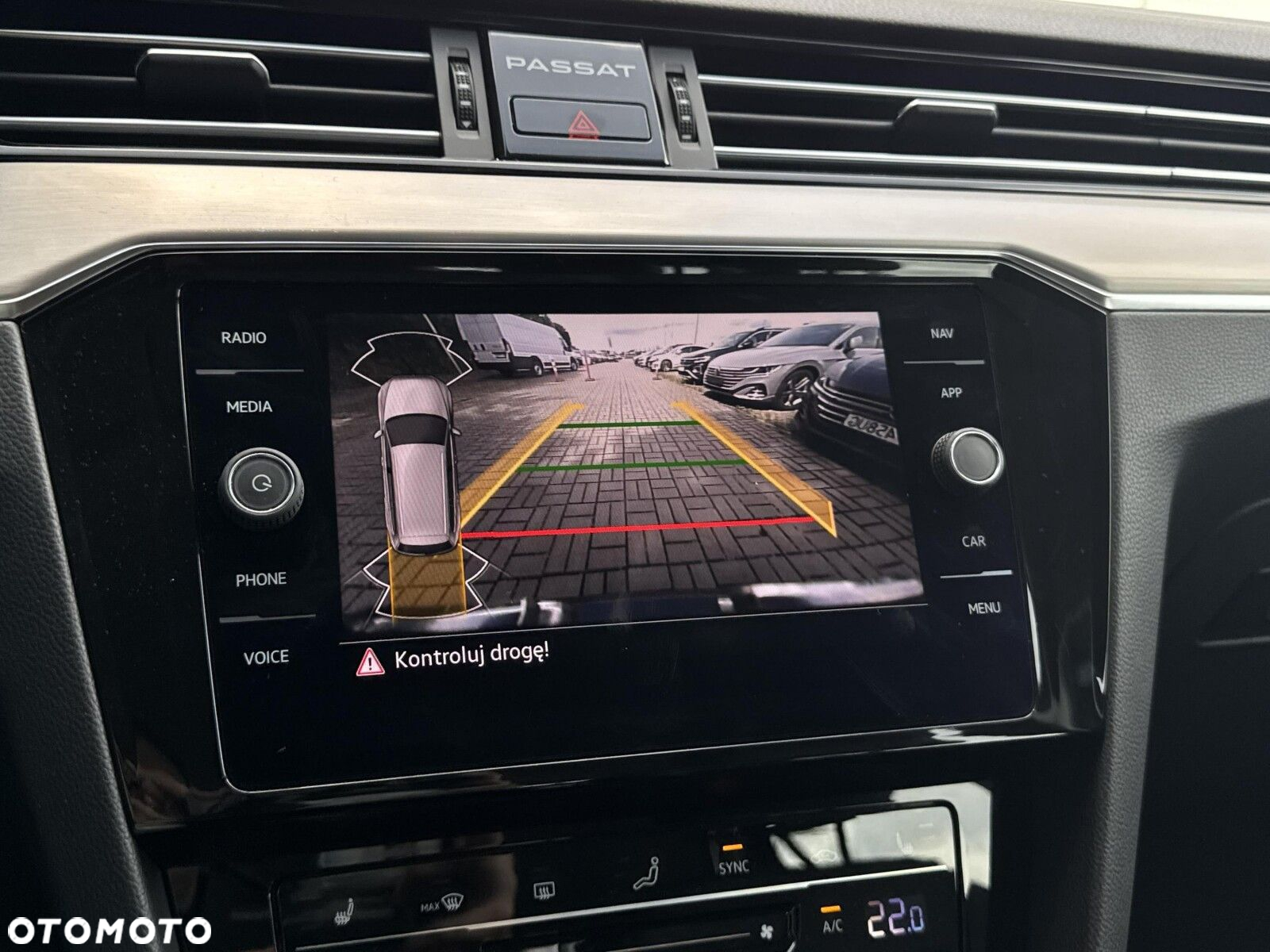 Volkswagen Passat 2.0 TDI Elegance DSG - 32