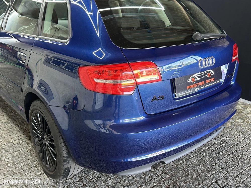 Audi A3 Sportback 1.6 TDI Ambiente - 5