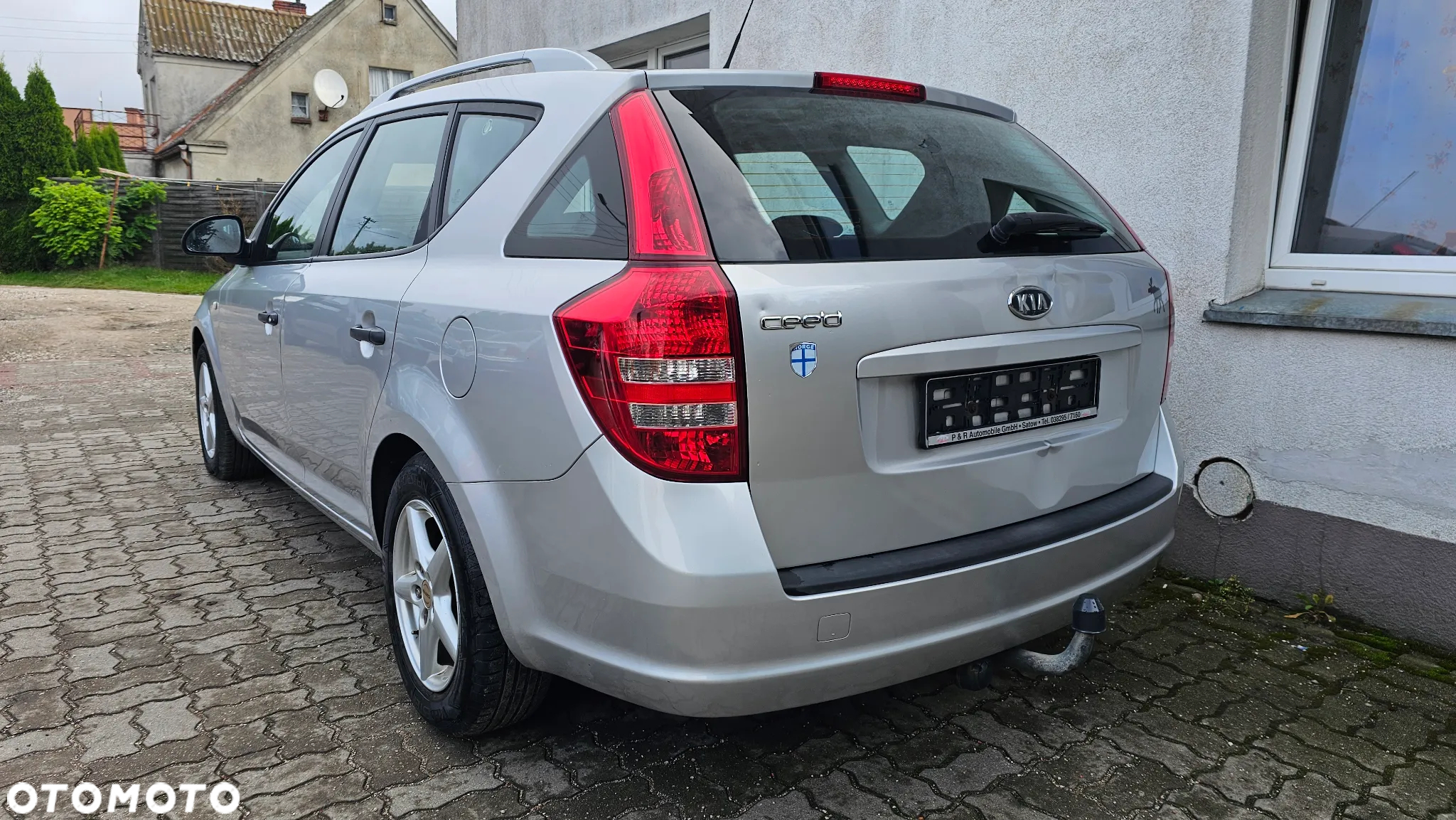 Kia Ceed - 8