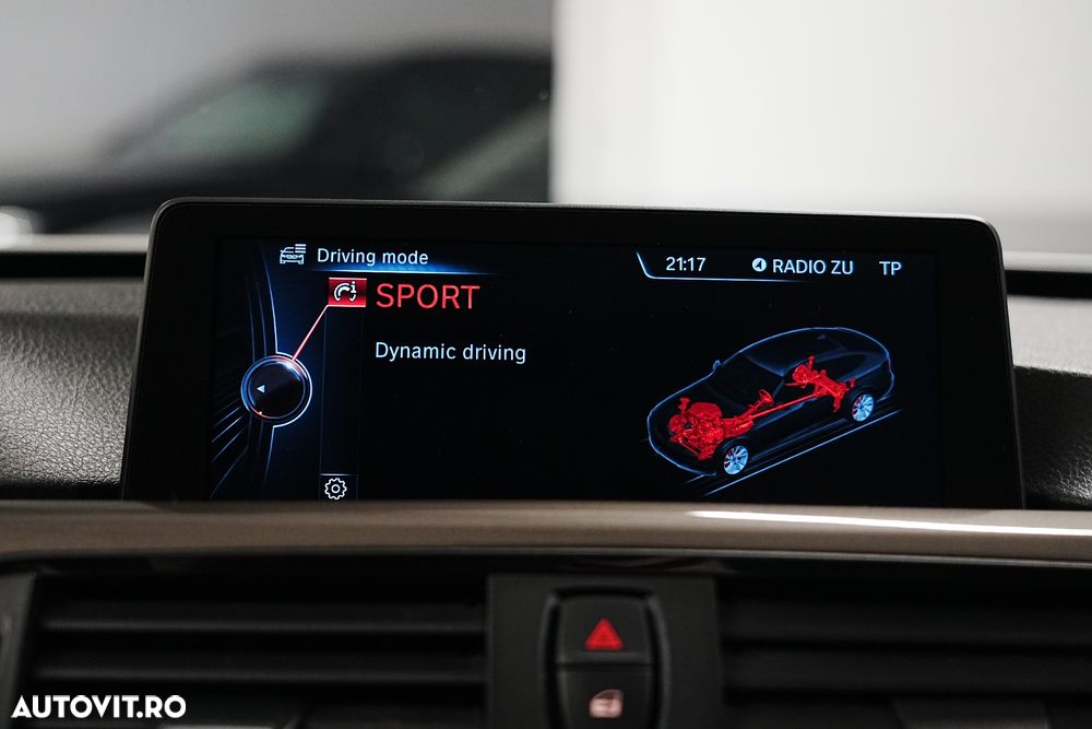 BMW Seria 3 320d Aut. Modern Line - 32