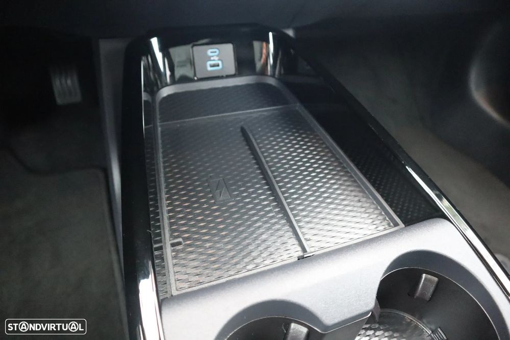 Ford Mustang Mach-E Alargada - 36