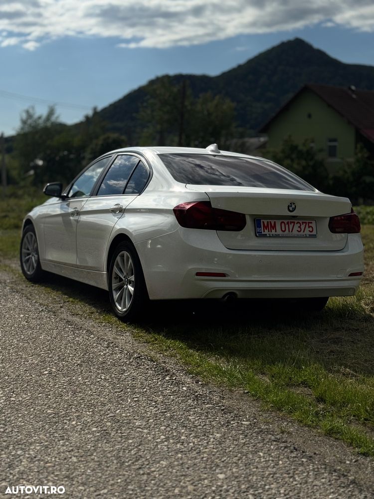 BMW Seria 3 320i AT - 2