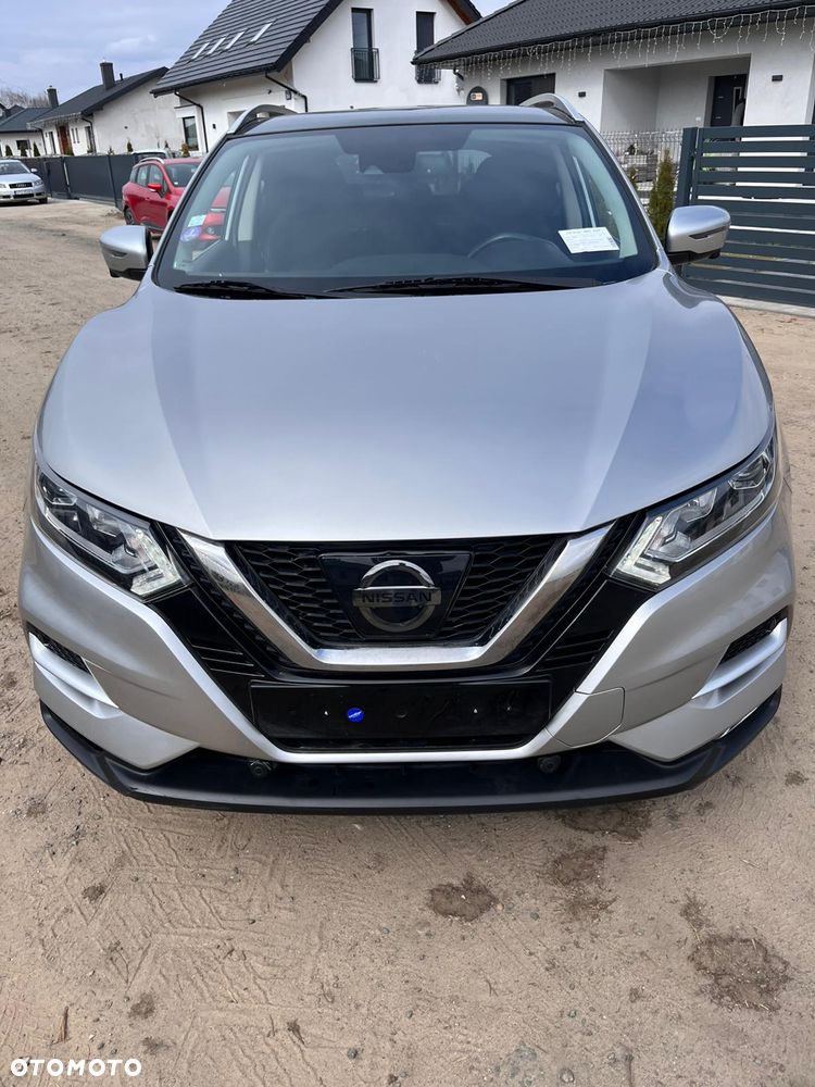 Nissan Qashqai 1.2 DIG-T 360 - 1