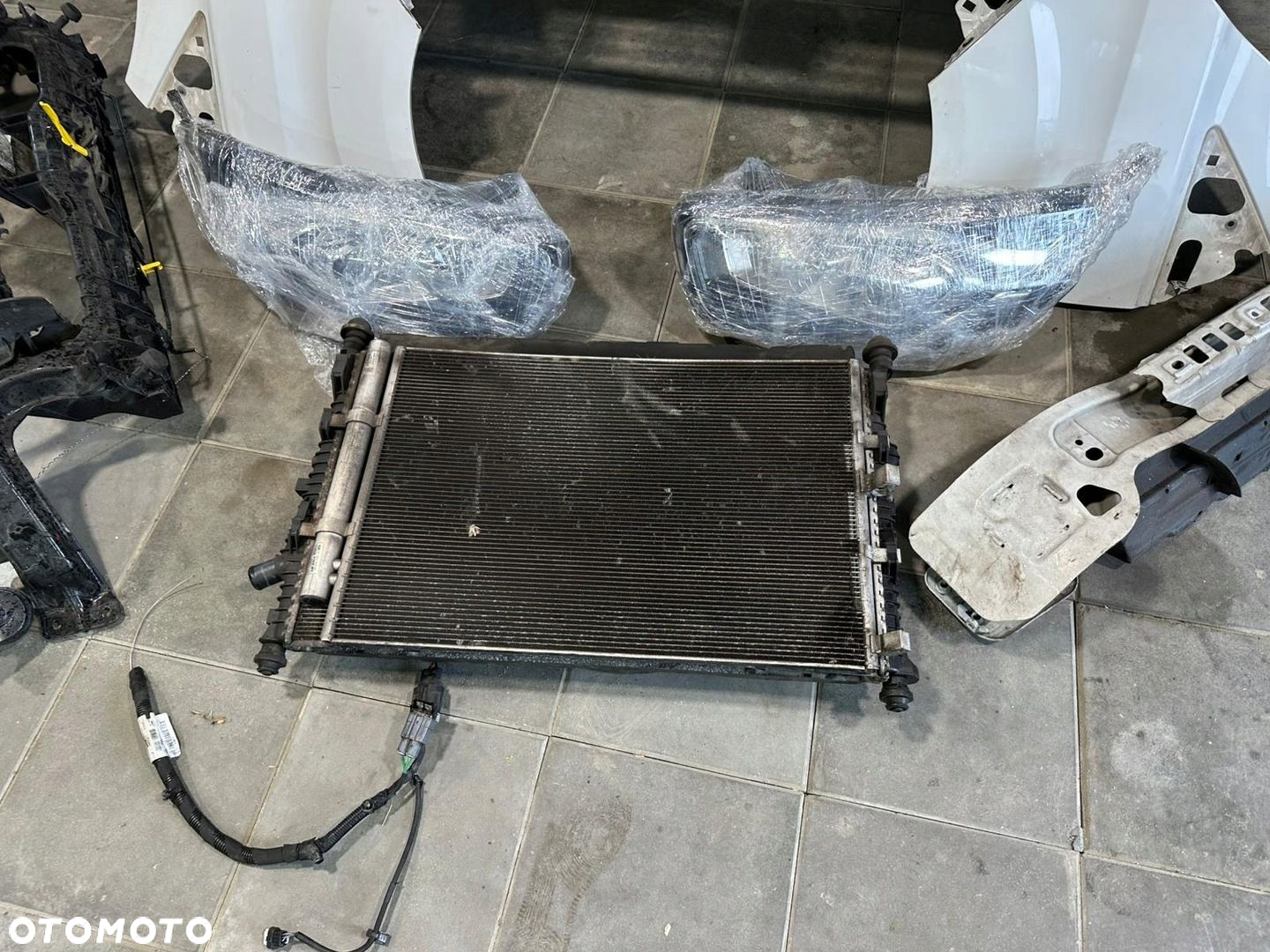 MASKA LAMPA BLOTNIK PRZOD FORD CUSTOM PO LIFCIE 2018- - 5