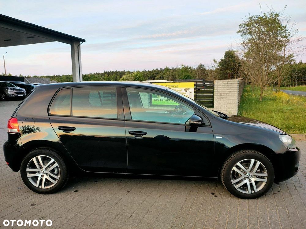 Volkswagen Golf - 8