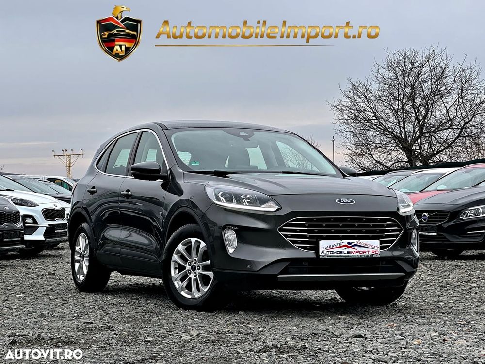 Ford Kuga 2.0 EcoBlue 4x4 Aut. TITANIUM - 4