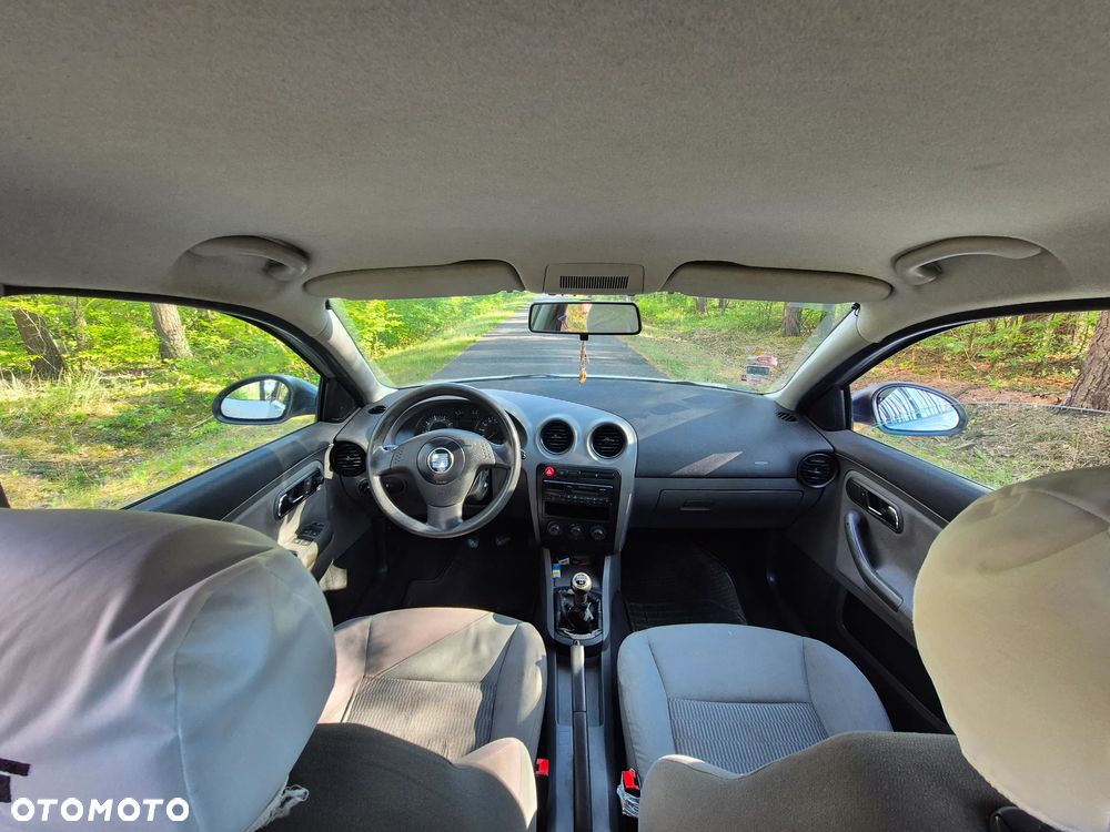 Seat Cordoba 1.4 16V Cool - 12