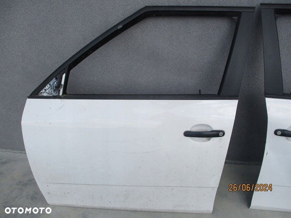 SKODA FABIA II DRZWI PRZÓD LEWE/PRAWE TYŁ 1026