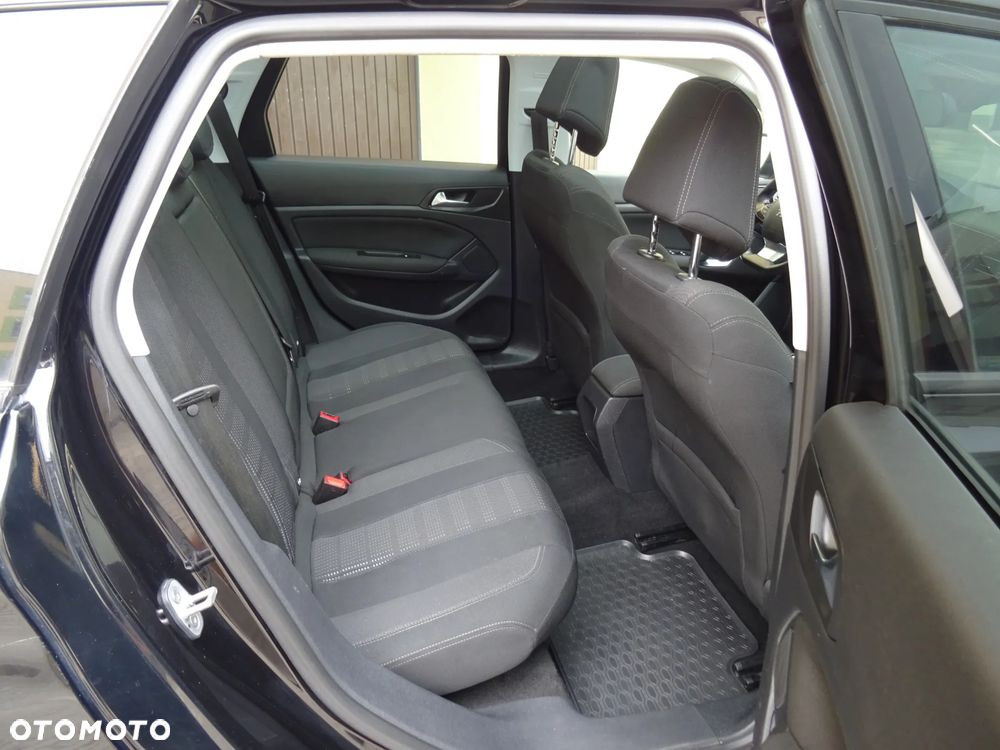Peugeot 308 BlueHDi 120 Stop & Start Business-Line - 8