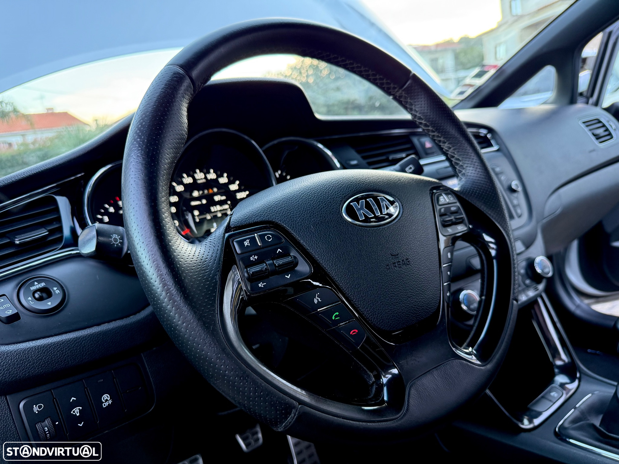 Kia Ceed SW 1.6 CRDi GT Line - 40