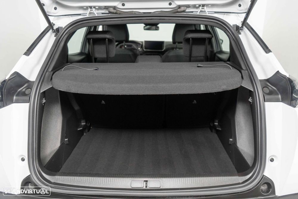 Peugeot 2008 1.2 Style - 13