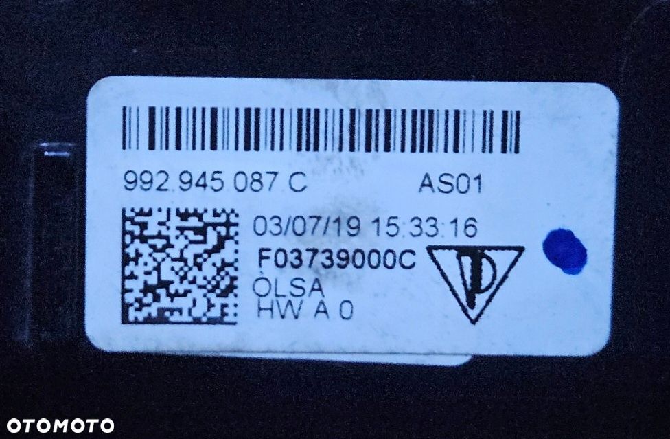 PORSCHE 992 TRZECIE 3 ŚWIATŁO STOP 992945087 C 992.945.087.C - 3