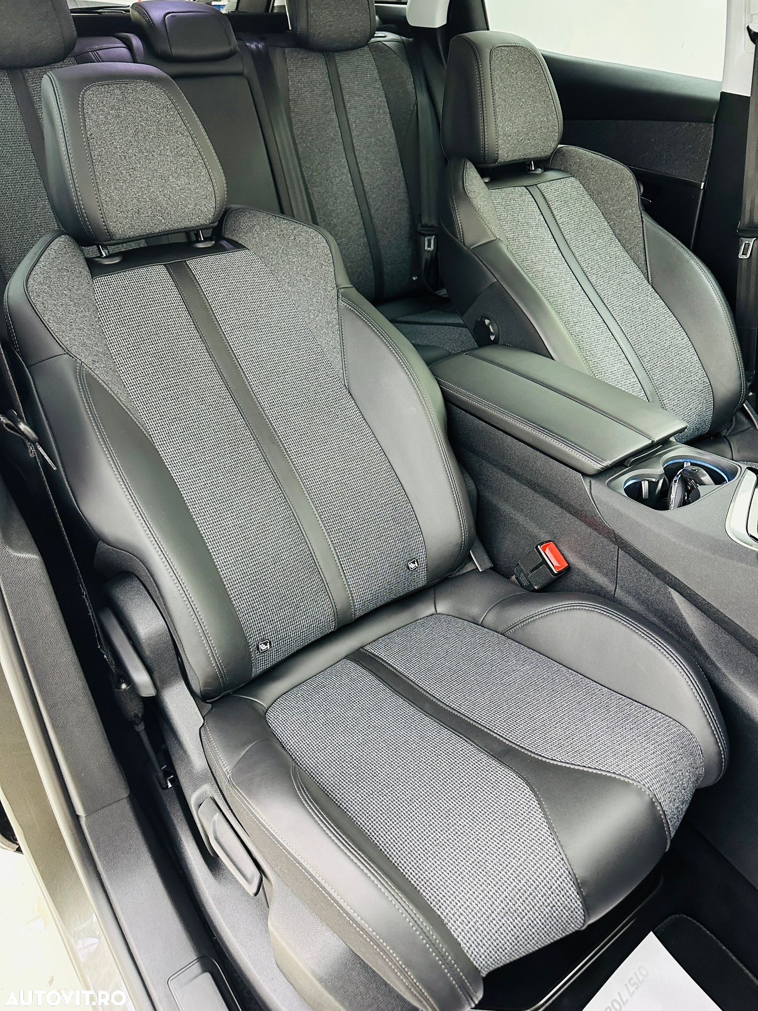 Peugeot 3008 - 25