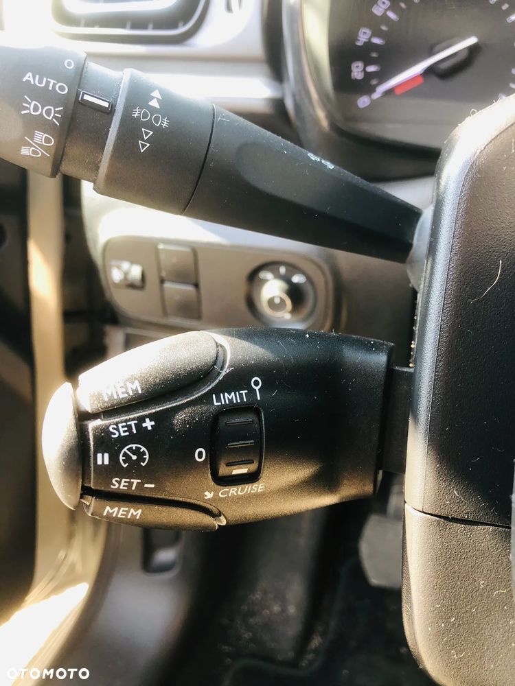 Citroën C3 Pure Tech 83 S&S C-SERIES - 17