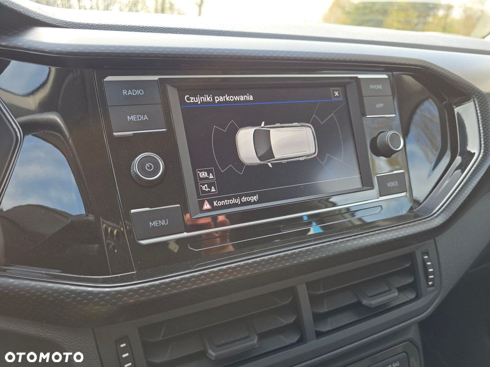 Volkswagen T-Cross - 18